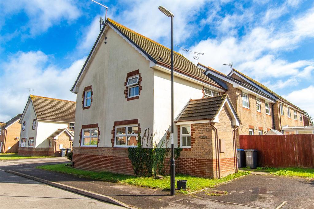 Dyall Close, Burgess Hill 1 bed end of terrace house for sale £230,000