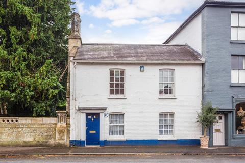 3 bedroom end of terrace house for sale, West Street, Wilton