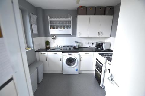 1 bedroom apartment for sale, Aidan Close, Dagenham