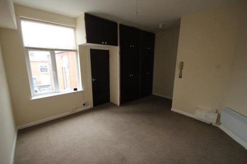 Studio to rent - Fosse Road South, Leicester