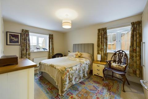 52 Bryn Uchaf, Bryn, Llanelli, SA14 9UQ