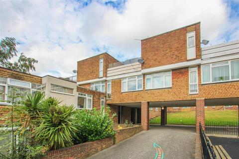 17 Railway Square, Brentwood, CM14 4LN