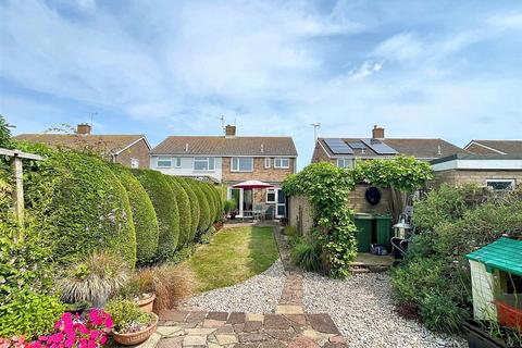 3 bedroom semi-detached house for sale, Aylesbury Avenue, Eastbourne