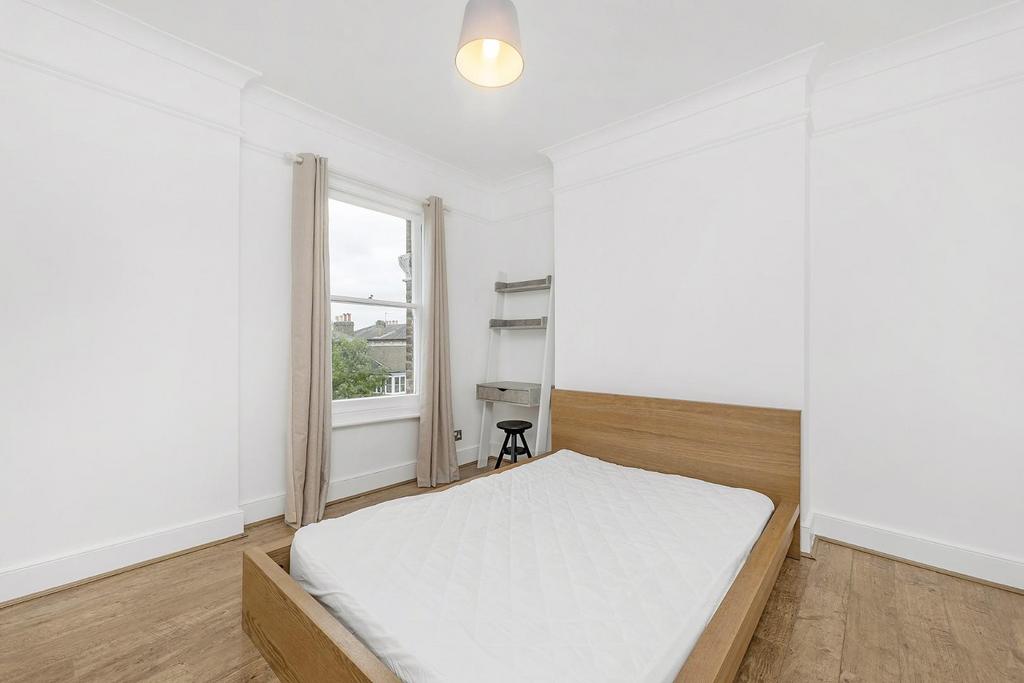 Bedroom 2.JPG