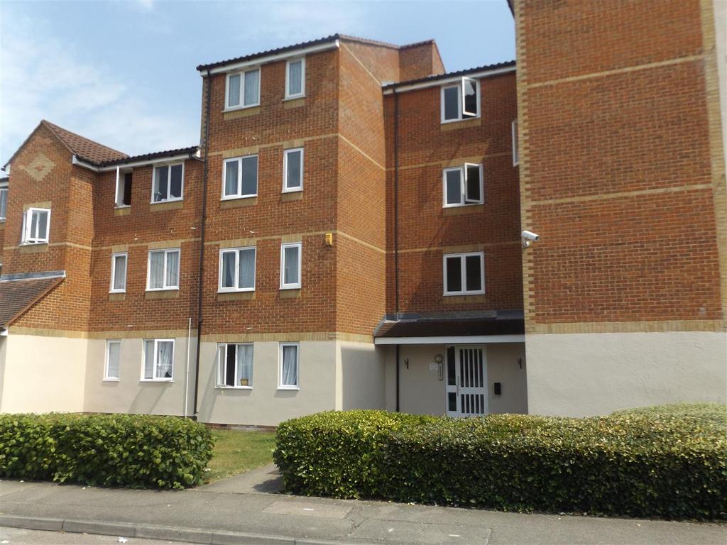 Linwood Crescent, Enfield EN1 1 bed flat £1,295 pcm (£299 pw)
