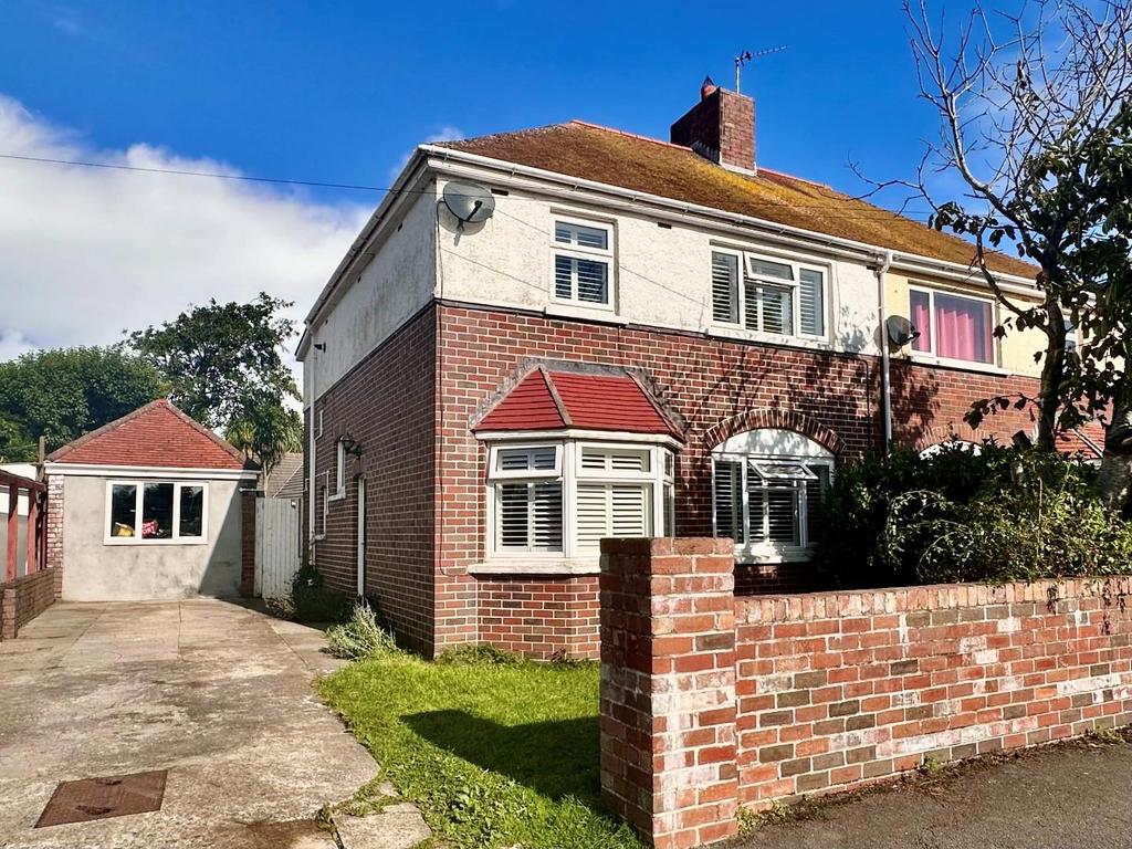 Westfield Crescent, Nottage, Porthcawl, Bridgend County Borough, CF36 3SG 3 bed semidetached