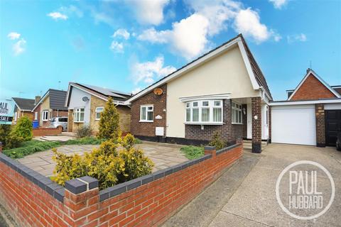 2 bedroom detached bungalow for sale, Gloucester Avenue, Oulton Broad, NR32