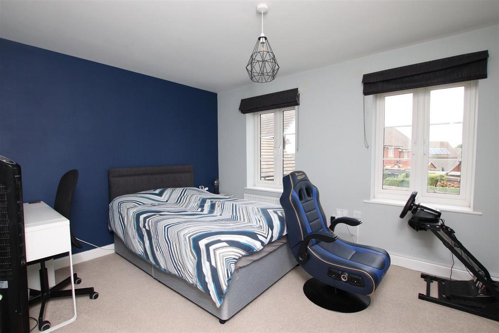 Bedroom 2.JPG
