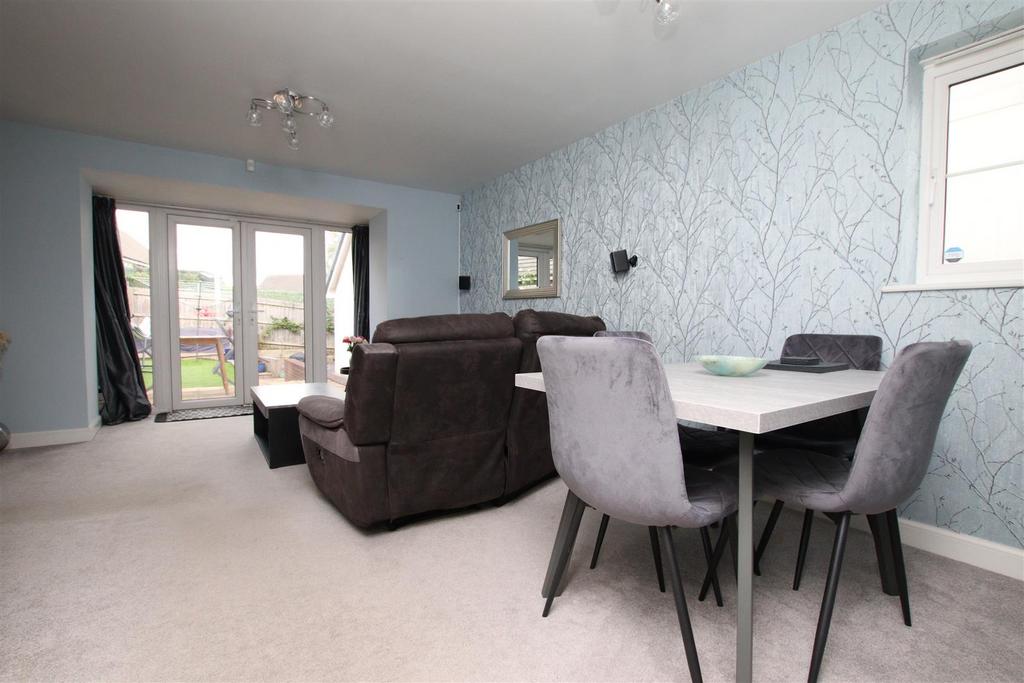 Dining Area.JPG