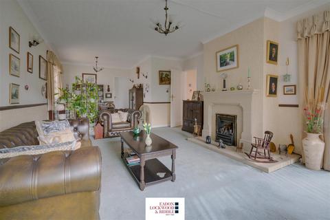 58 Spencer Drive, Ravenfield, Rotherham, S65 4PX