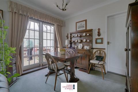 58 Spencer Drive, Ravenfield, Rotherham, S65 4PX