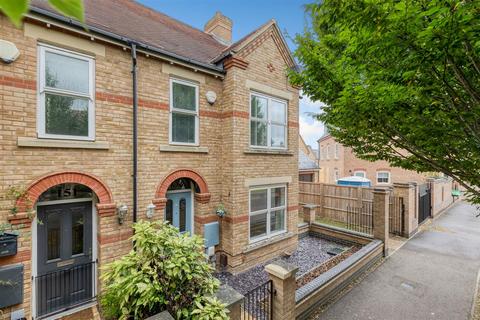 3 bedroom semi-detached house for sale, Bronte Avenue, Fairfield, Hitchin, Herts SG5 4FT