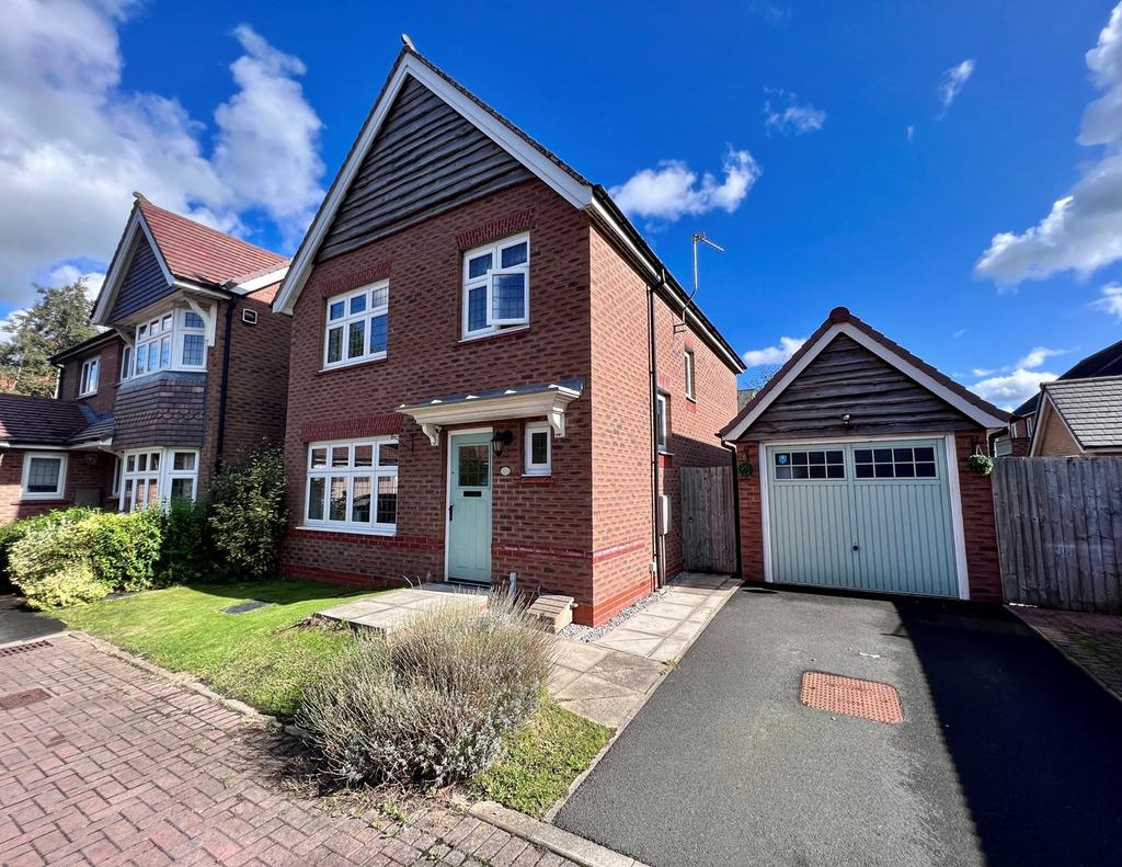 Tillage Close, Walmer Bridge, Preston, PR4 3 bed detached house for