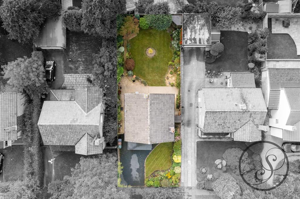 Wigton Lane, Leeds 4 bed detached house for sale £675,000