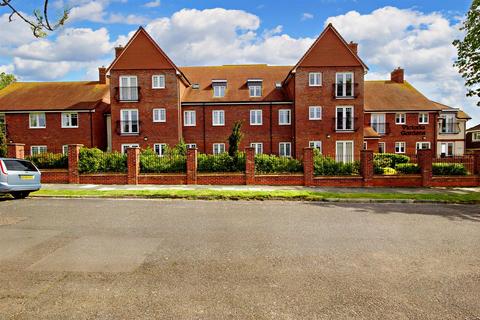 2 bedroom apartment for sale, Victoria Gardens. Raglan Road, Frinton-On-Sea, Essex, CO13 9FA