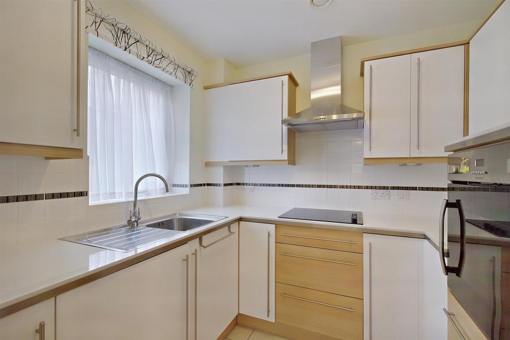 8562505-interior14-800.JPG