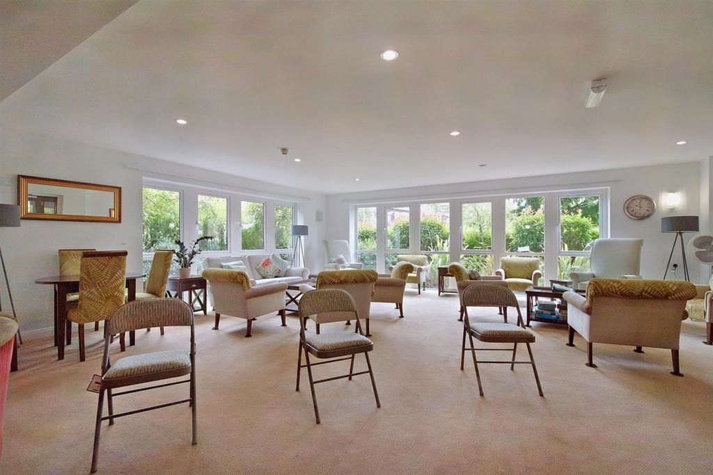 8562505-interior17-800.JPG