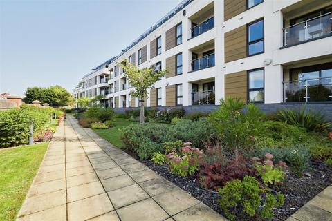 1 bedroom apartment for sale, River View Court, Wilford Lane, West Bridgford, Nottingham, NG2 7TA