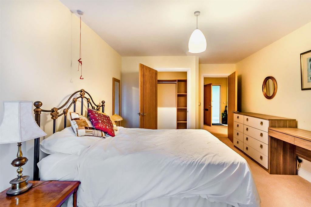 8580836-interior05-800.jpg