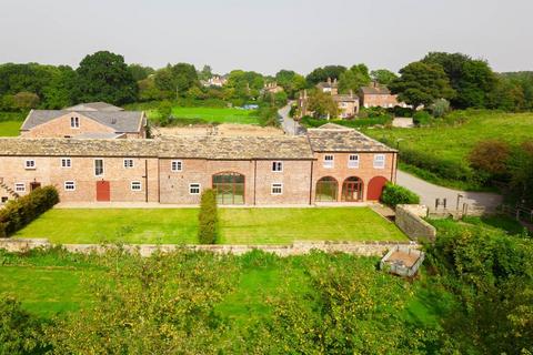 3 bedroom barn conversion for sale - Park Road, Leeds LS15