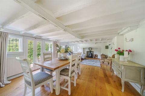 Kingshott Ropes Lane, Fernhurst, Haslemere, GU27 3JD