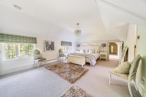 Kingshott Ropes Lane, Fernhurst, Haslemere, GU27 3JD