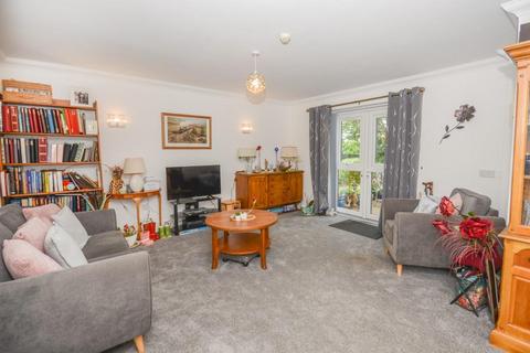 1 bedroom flat for sale - Whitebeam House, Woodland Court, Downend, Bristol, BS16 2RB