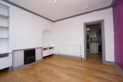 10 Daniel Hill Terrace, Sheffield, S6 3JE