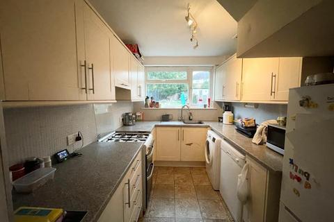 16 Penn Close, Greenford, UB6 9NS