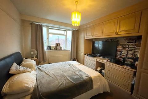 16 Penn Close, Greenford, UB6 9NS