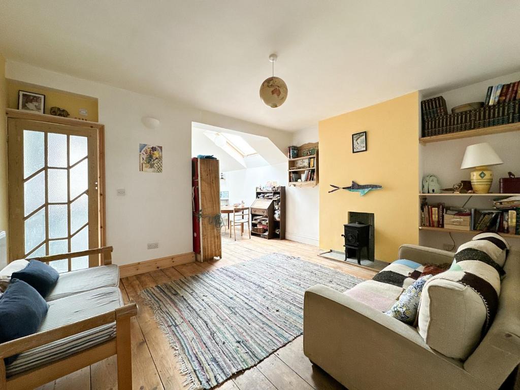 Kitchen/ Dining Room