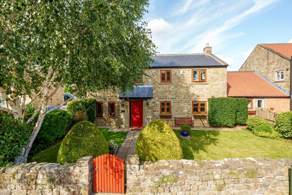 Main Street, Kirkby Malzeard, Ripon 4 bed detached house for sale £