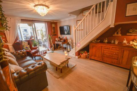 2 bedroom terraced house for sale - Bright Meadow, Halfway, Sheffield, S20