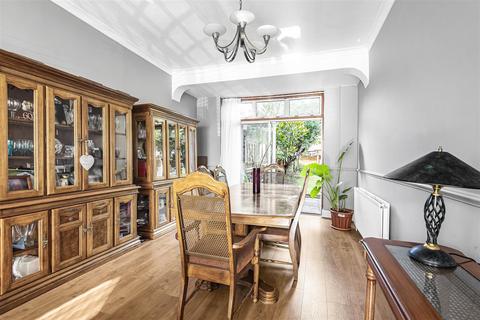4 bedroom semi-detached house for sale - Halstead Road, London