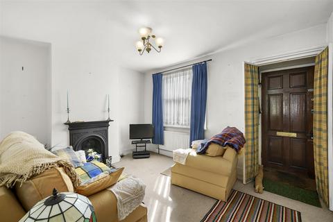 2 bedroom cottage for sale - New Road, Harrow