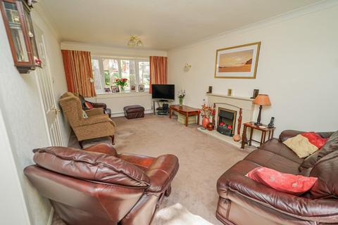 4 bedroom detached house for sale - Redwood Glade, Leighton Buzzard