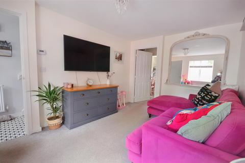 2 bedroom terraced house for sale - Parker-Jervis Place, Stone