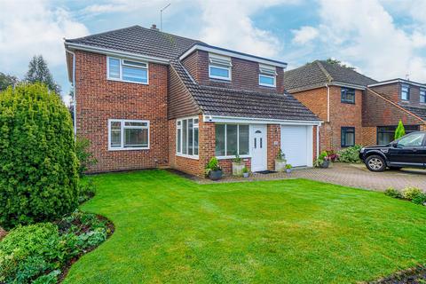 3 bedroom detached house for sale - Eastergate, Bexhill-On-Sea