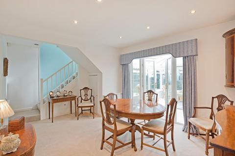 20 Brighton Road, Ilkley, LS29 8PS