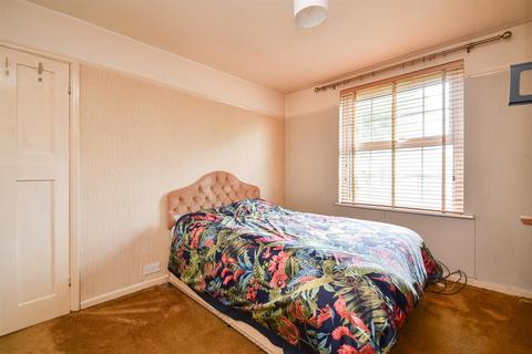 39 Eversley Crescent, St Leonards-on-sea, TN37 6QF