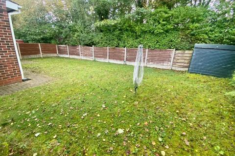 15 Banstead Avenue, Manchester, M22 4AQ