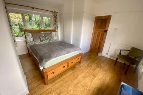 15 Banstead Avenue, Manchester, M22 4AQ