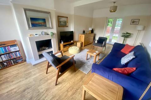 15 Banstead Avenue, Manchester, M22 4AQ