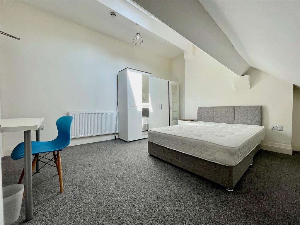 Bedroom 4 Front