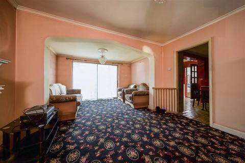 48 The Crescent, Bricket Wood, St Albans, AL2 3NF