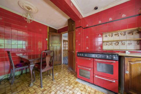 48 The Crescent, Bricket Wood, St Albans, AL2 3NF
