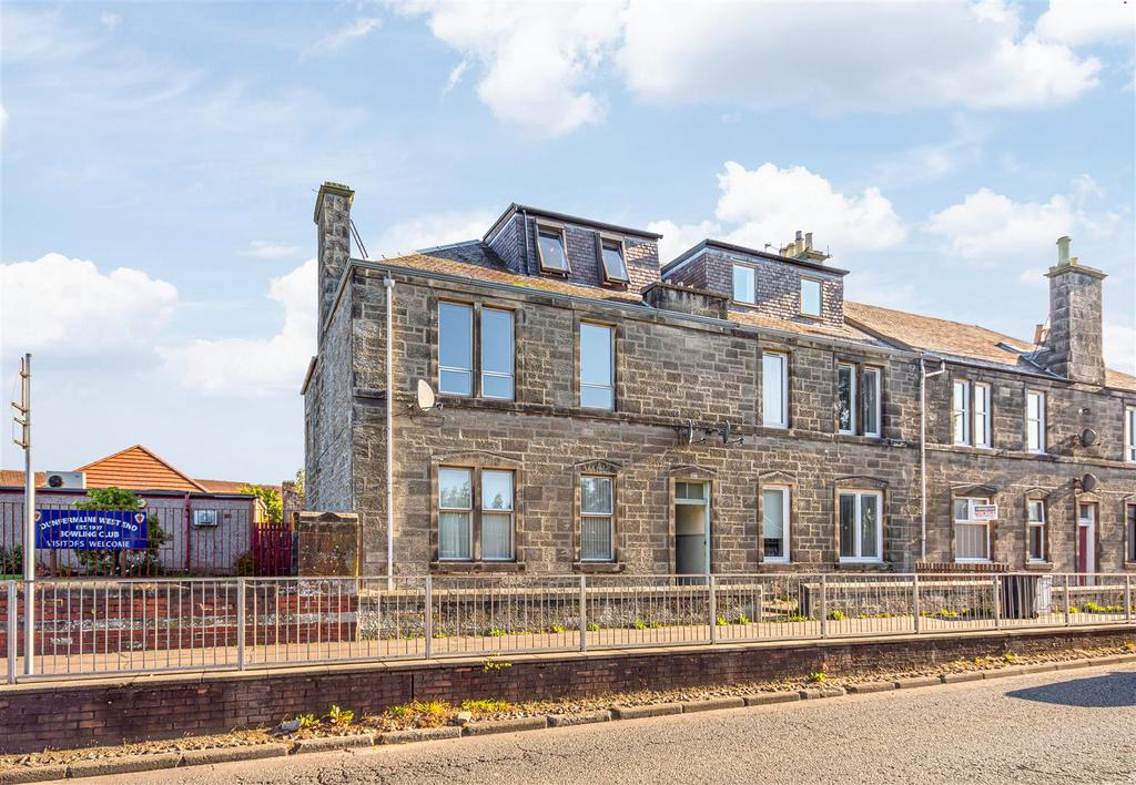 138d Baldridgeburn, Dunfermline, KY12 9EH 3 bed for sale £