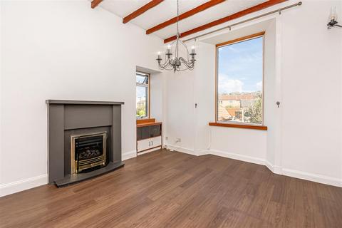 138d Baldridgeburn, Dunfermline, KY12 9EH