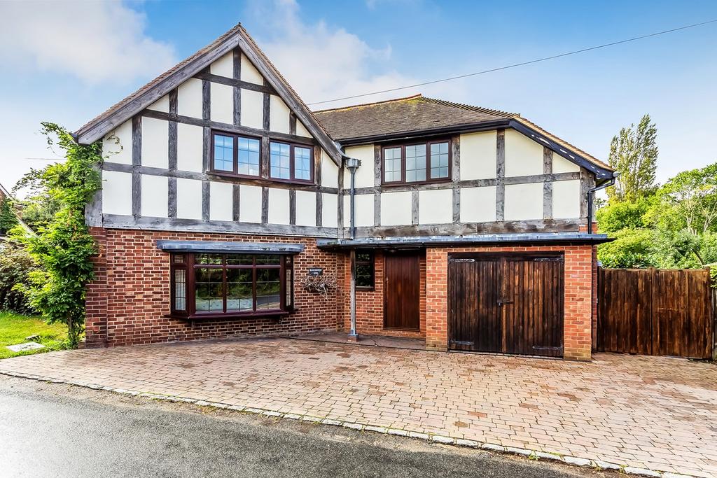 Roodlands Lane, Four Elms, Edenbridge, TN8 4 bed semidetached house