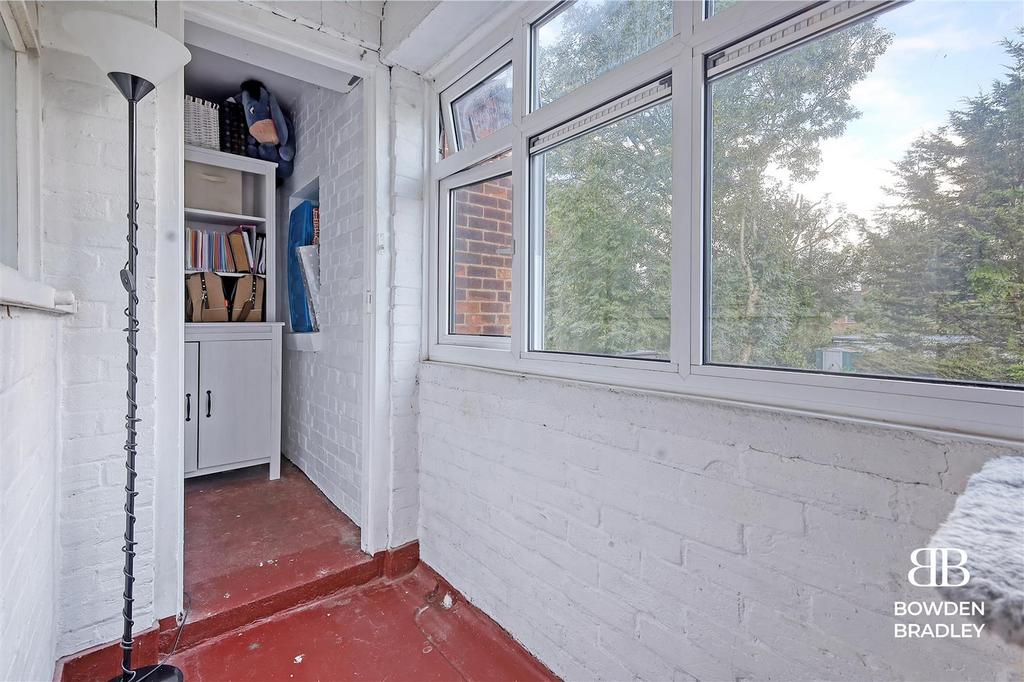 Balcony/Storage